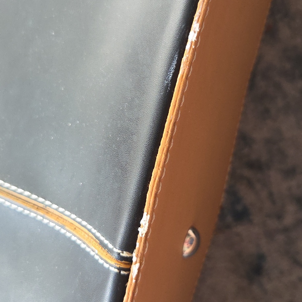 Tod's Black and Tan Leather Lady Di Vintage Tote - Picture 14 of 14